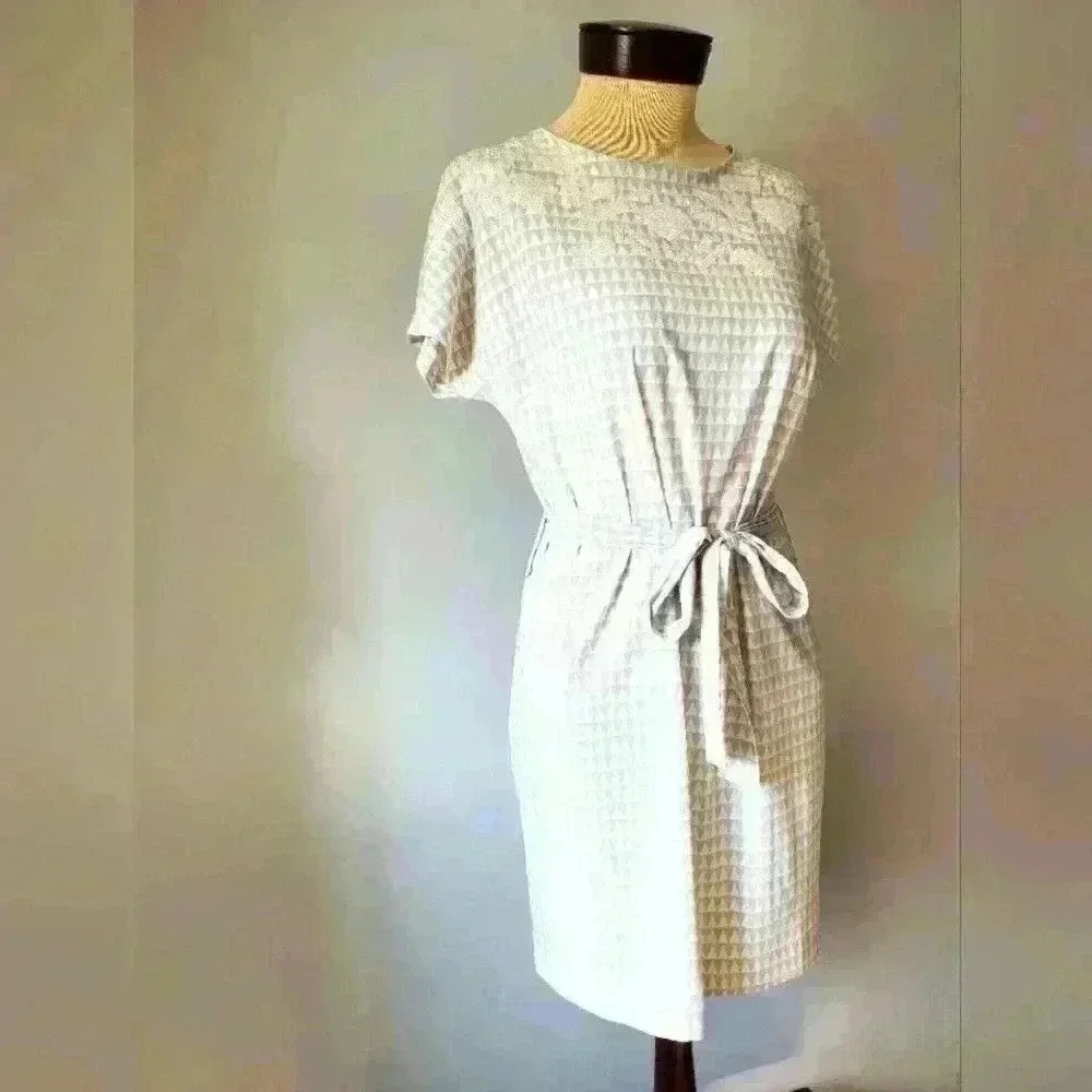 ARMANI EXCHANGE lightweight cream dress with white sequined accents. Size 4